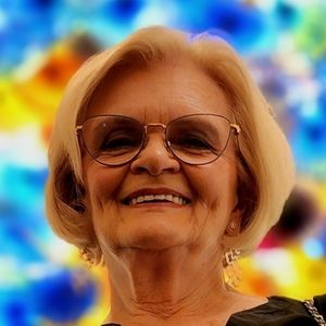 Meet your Posher, Cynthia